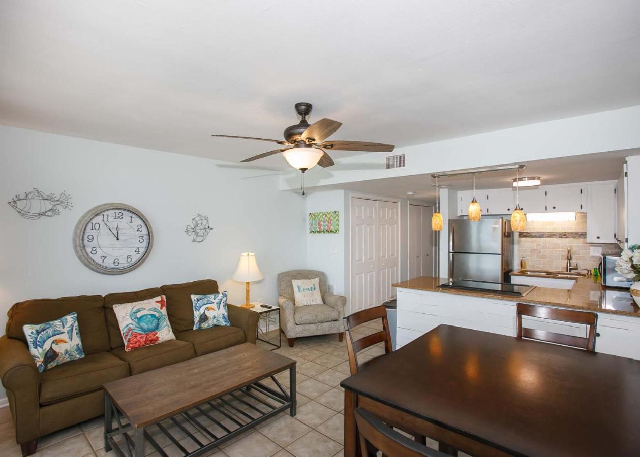 Island Winds West 477 By Albvr - Beachfront, Updated & Beautiful! Just Steps To The Beach & Hangout! Gulf Shores Exteriör bild